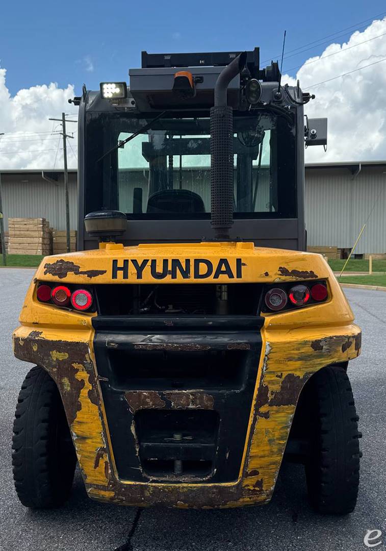 2019 Hyundai 70D-9