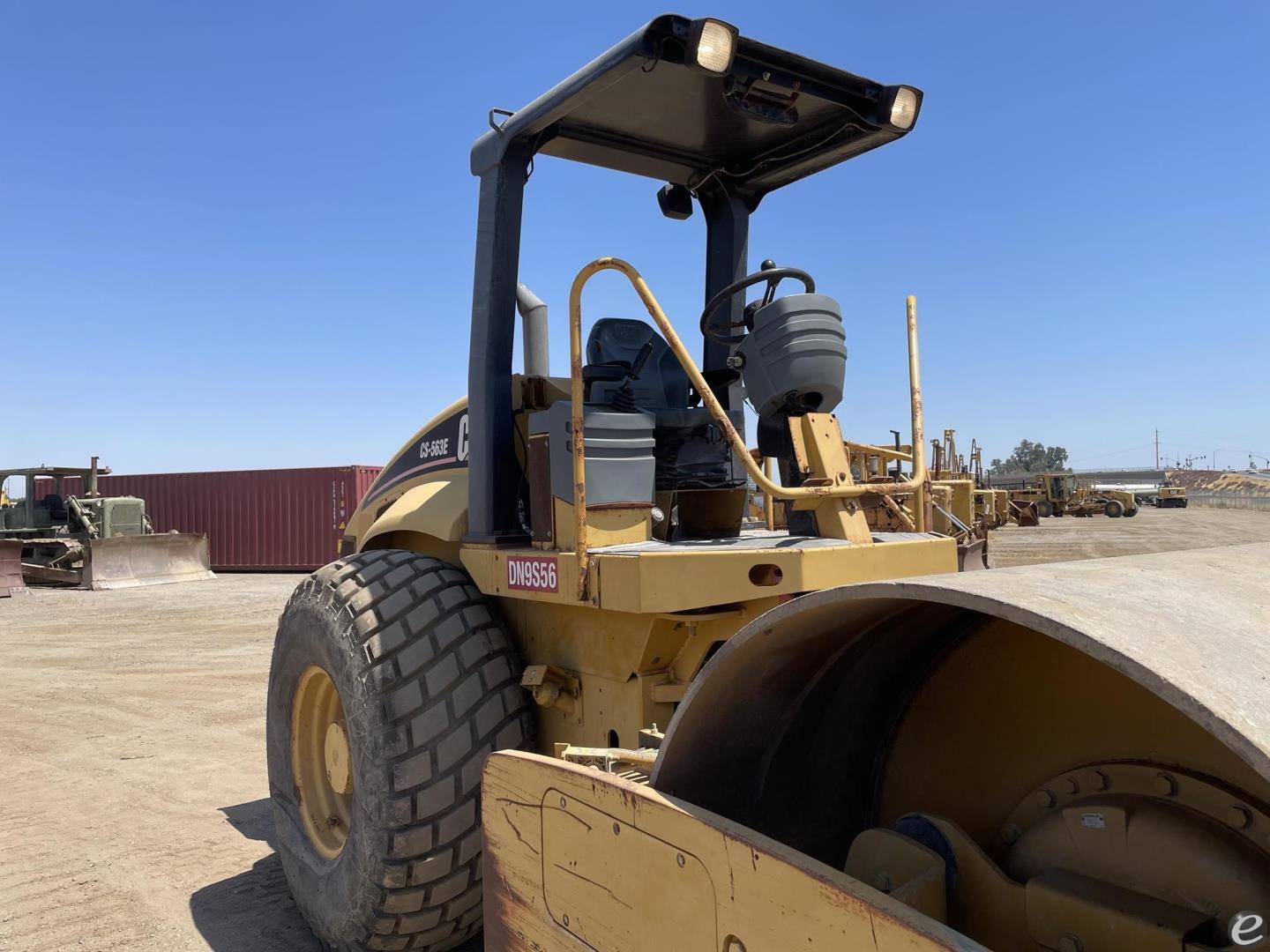 2003 Cat CS-563E