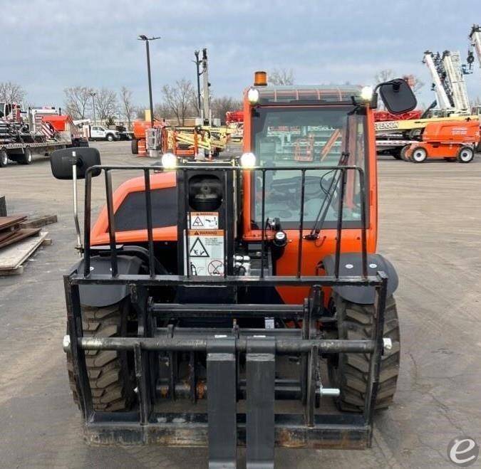 2023 JLG G5-18A