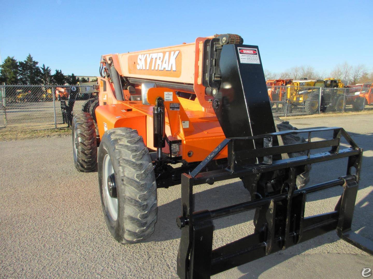 2016 Skytrak 8042