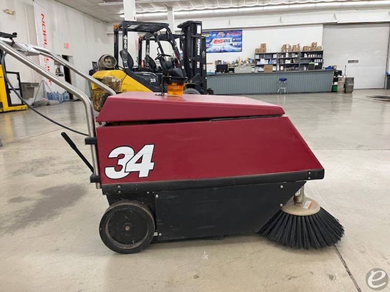 2023 Factory Cat Model 34