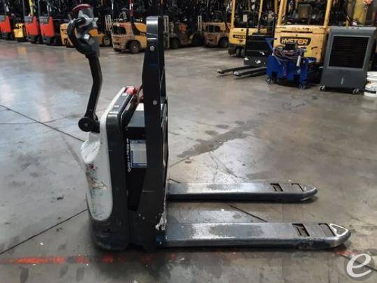 2018 Unicarriers WLXT2W7S22V Electr...