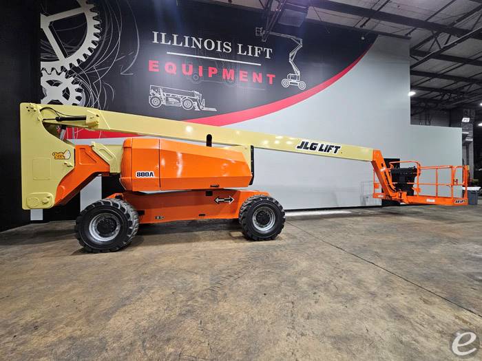 2012 JLG 800A