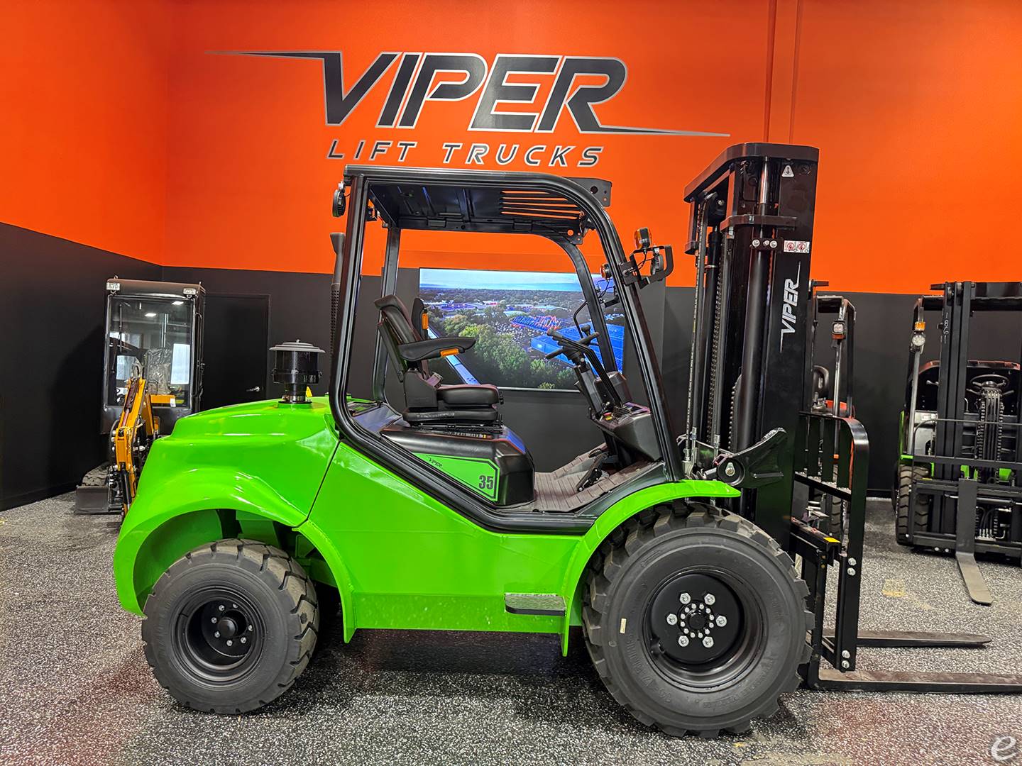 2026 Viper Lift Trucks RTD35F-2