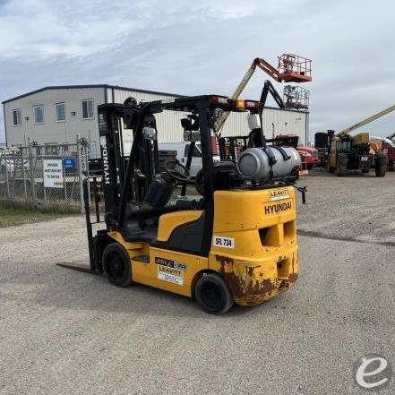 2021 Hyundai 25LC-7A