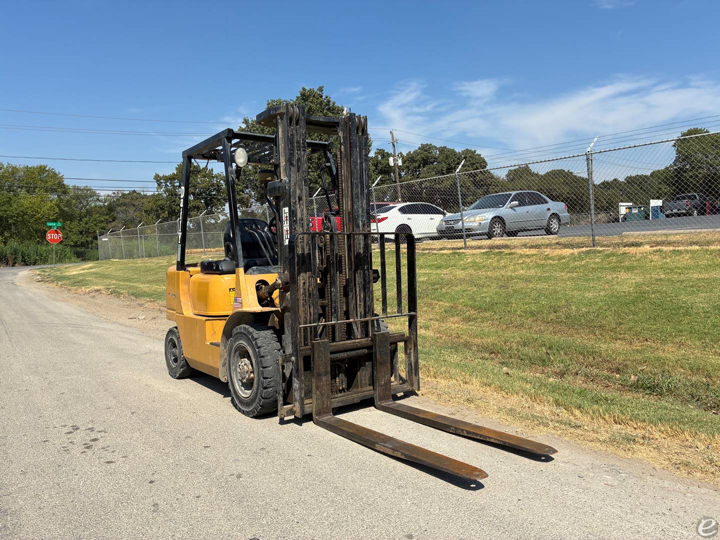2001 Cat DP25K