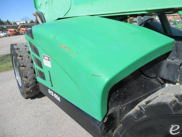 2015 JLG 1255
