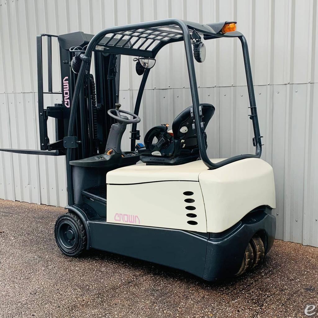 2018 Crown SC5245-40