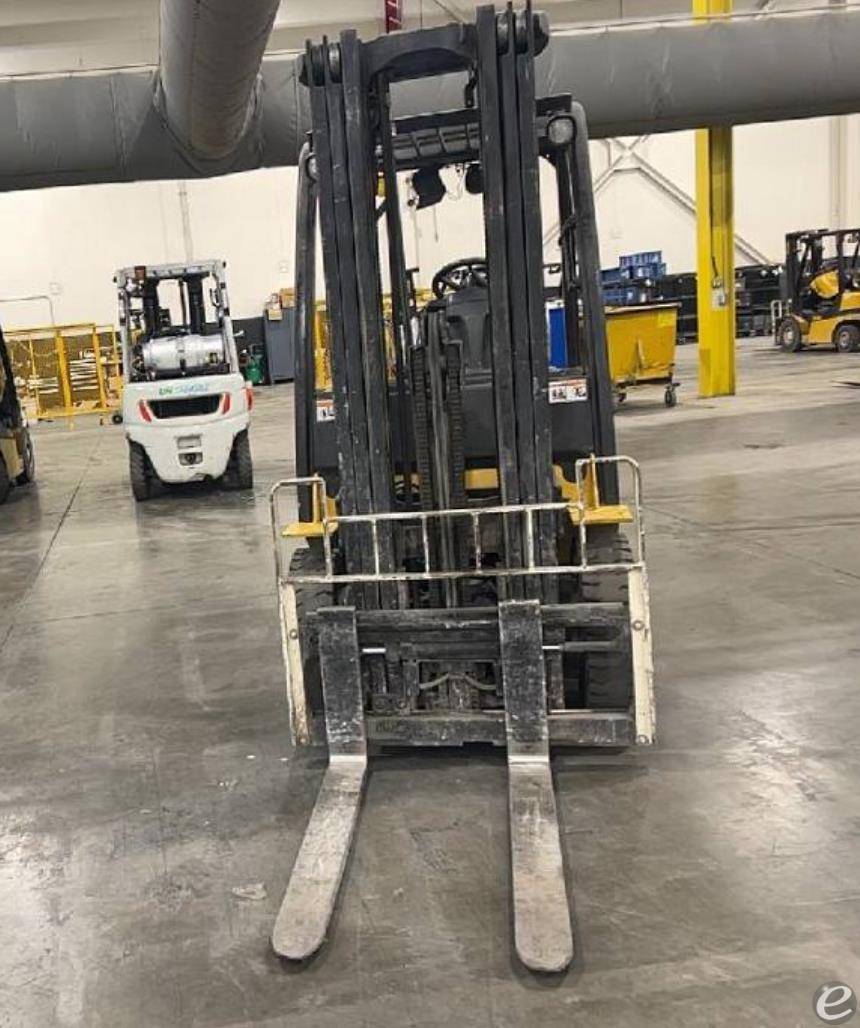 2011 Yale GLP050VX