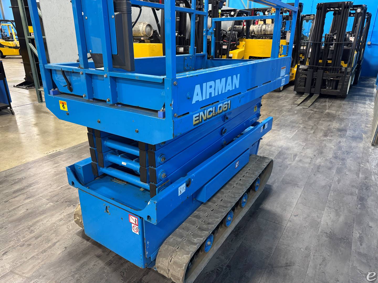 2016 Used AIRMAN ENCL061