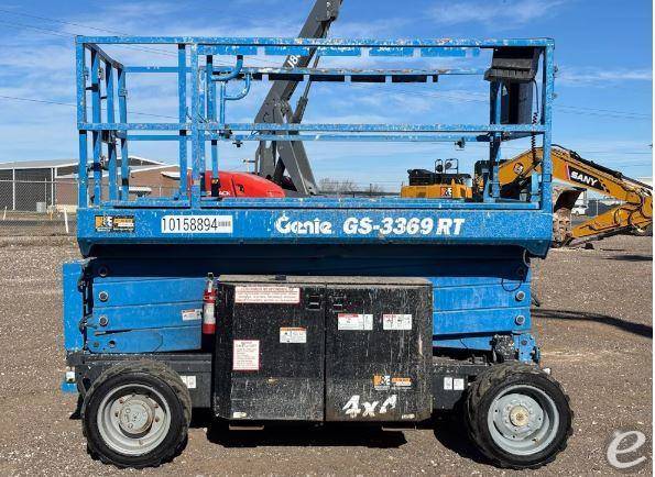 2015 Genie GS-3369 RT Diesel Scisso...