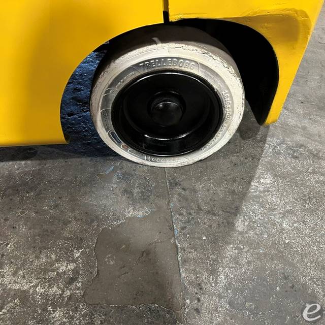 2023 Yale GLC050LX