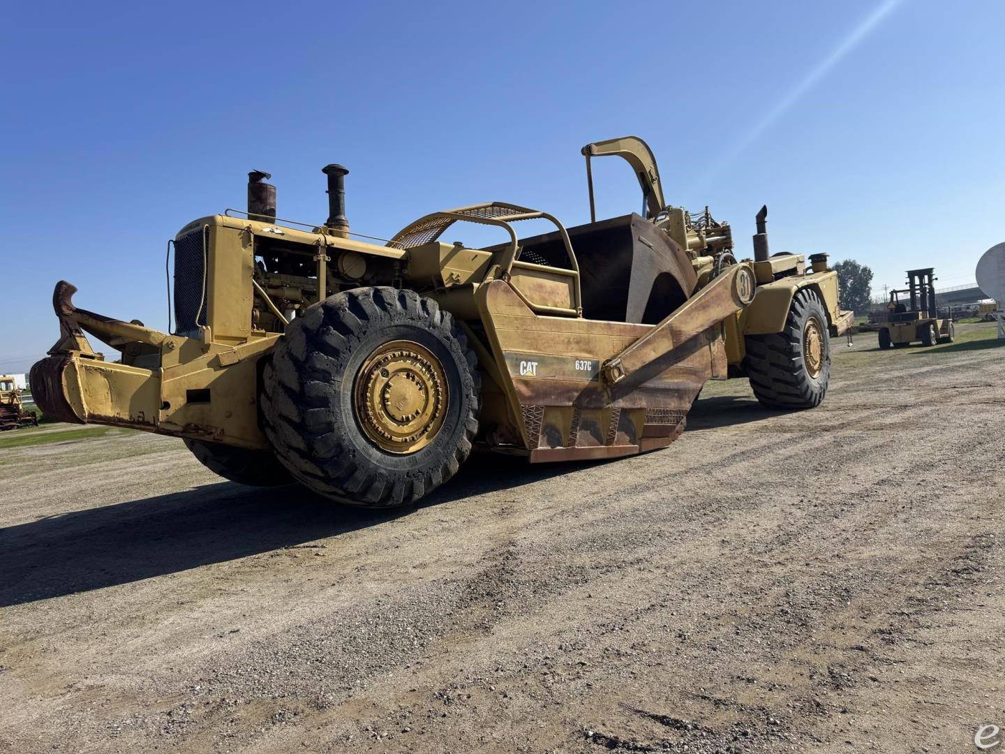 1974 Cat 637