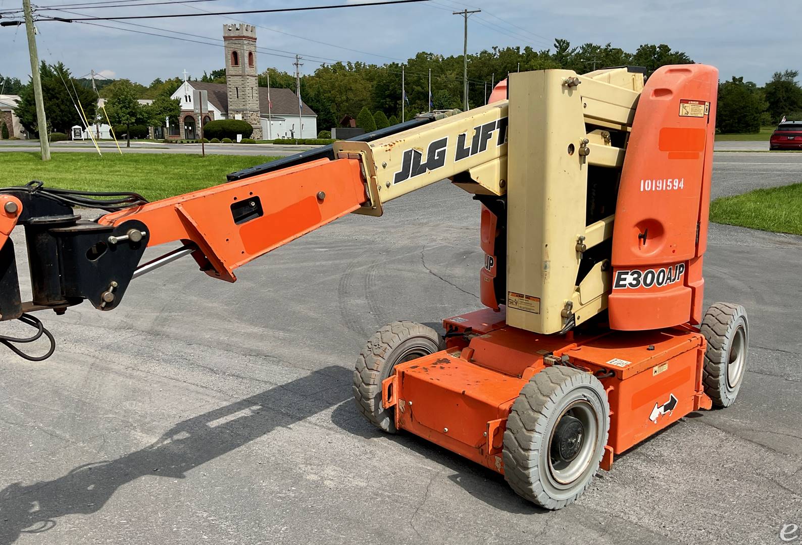 2013 JLG E300AJP