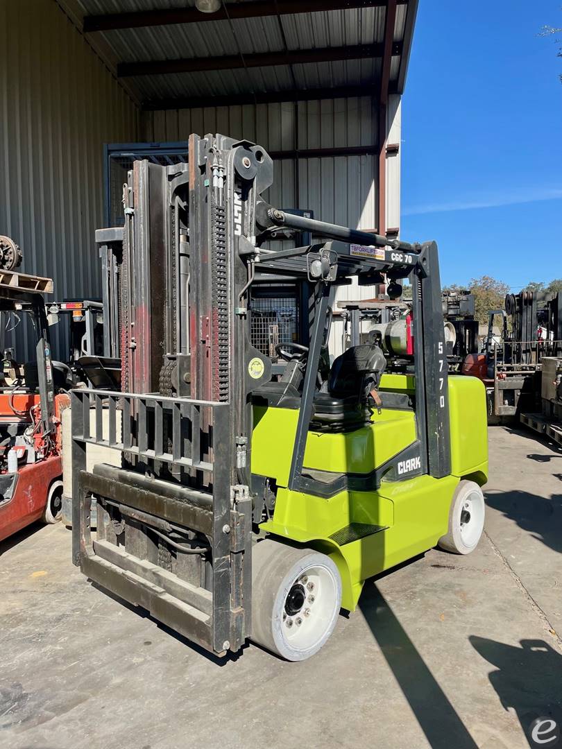 2017 Clark CGC70 LP Gas Forklift - 123Forklift