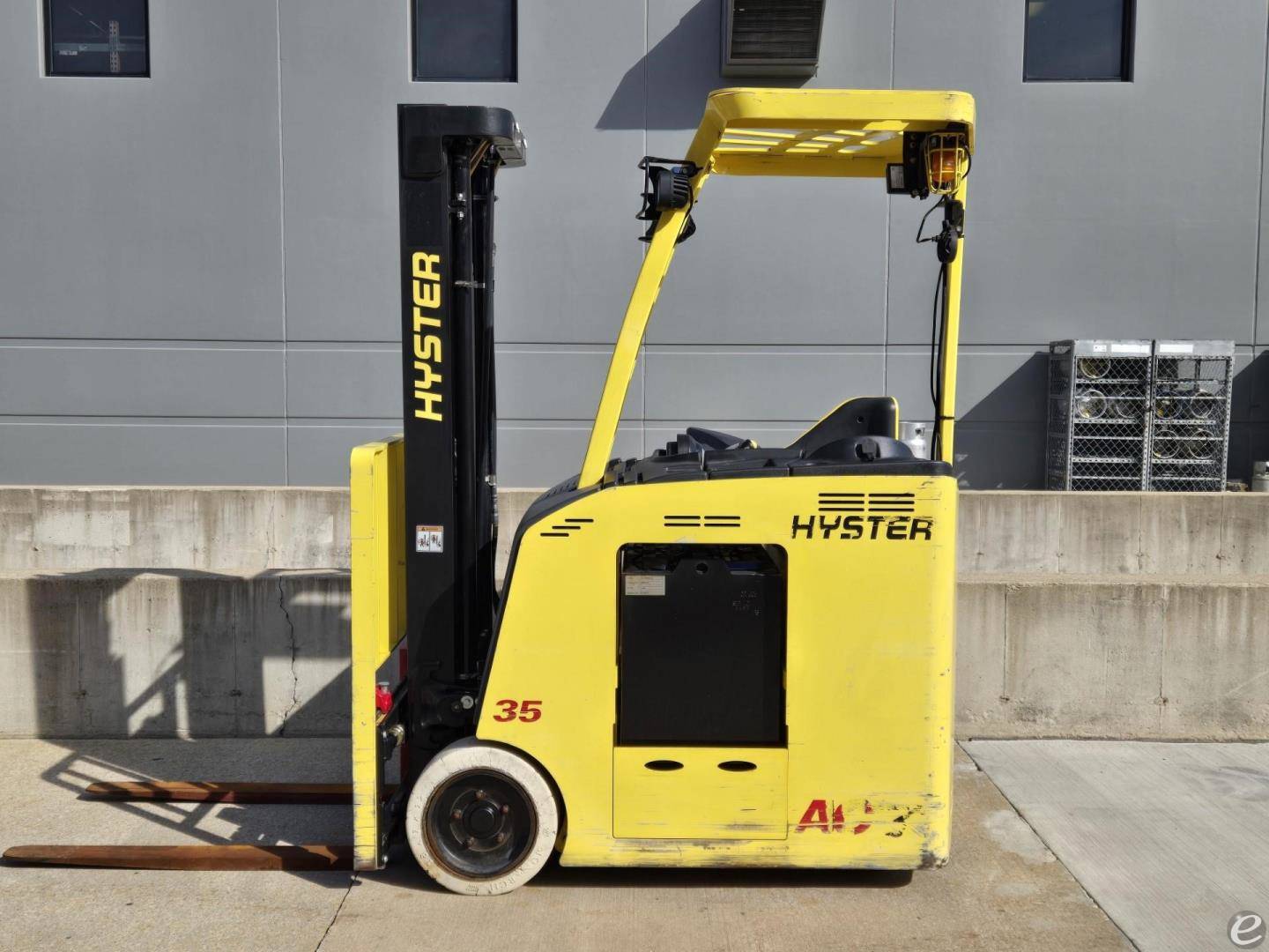 2017 Hyster E35HSD3 Electric Forkli...