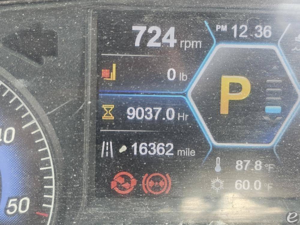 2018 Hyundai 160D-9