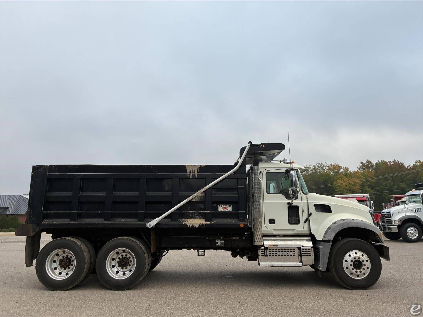 2019 Mack GRANITE 64FR