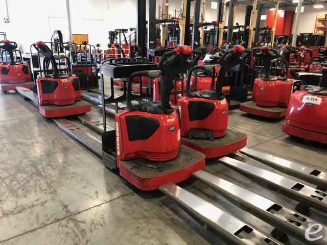 2015 Raymond 8410 Electric Forklift - 123Forklift