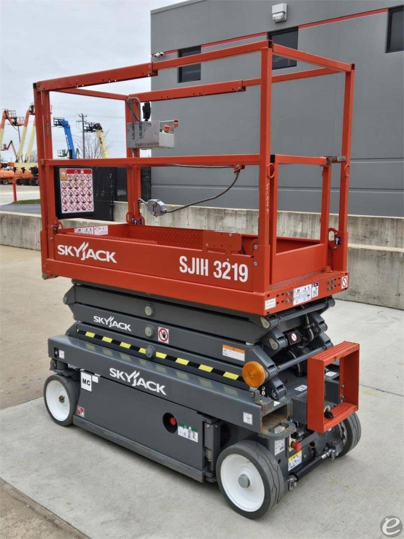 2019 Skyjack SJIII3219 Electric Scissor Lift - 123Forklift