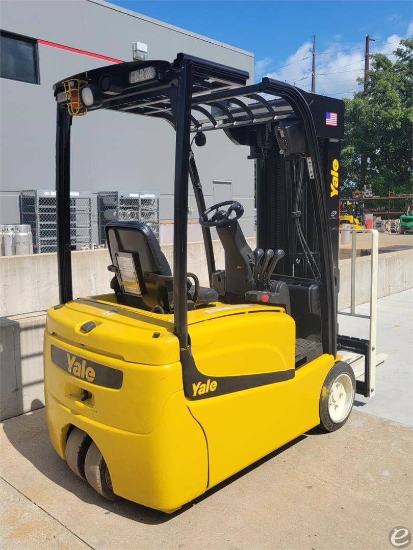 2016 Yale ERP040VT Electric Forklift - 123Forklift