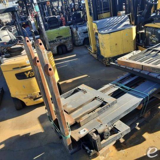 2016 Crown TSP6000-30