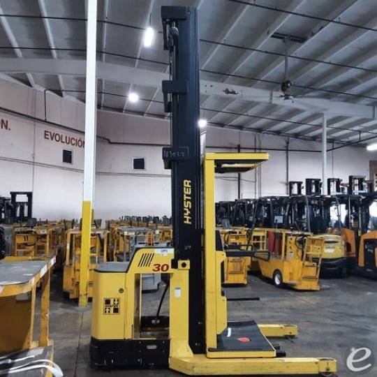 2018 Hyster R30XMA3 Electric Order Picker - 123Forklift