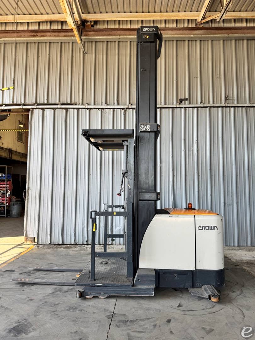 2018 Crown SP4050-30