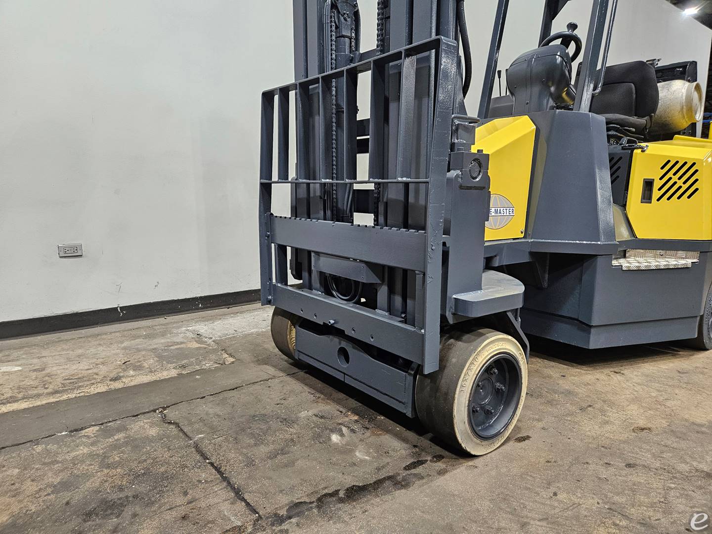 2015 Aisle-Master 44S