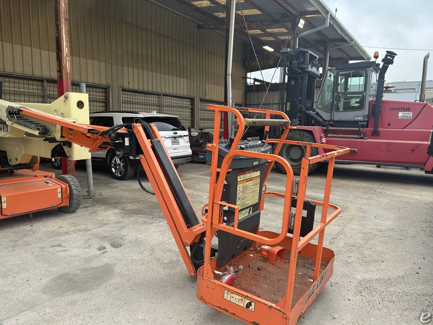2017 JLG E400AJPN Electric Boom Lift - 123Forklift