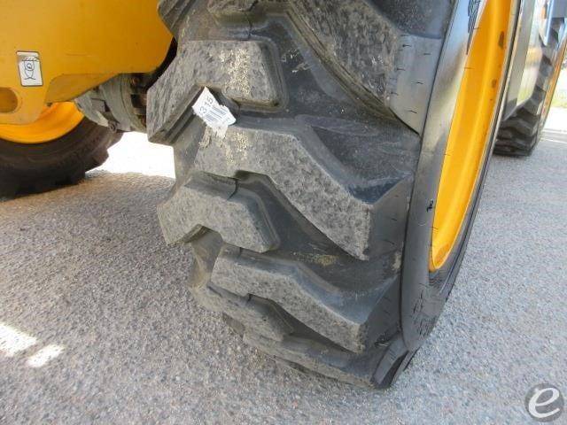 2017 JCB 510-56