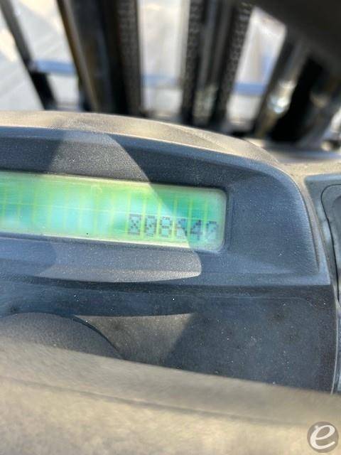2014 Yale GLP050VX