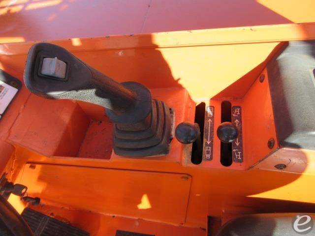 2016 JLG 6042
