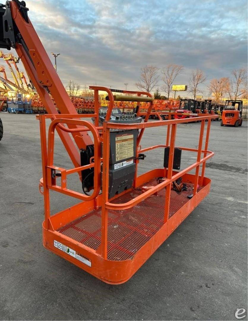 2015 JLG 1250AJP
