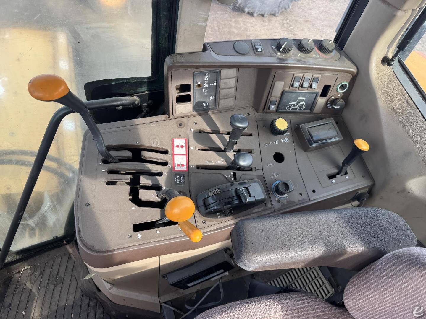 John Deere 6410