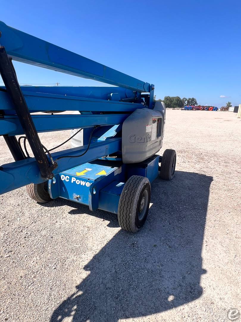 2013 Genie Z-45/25J
