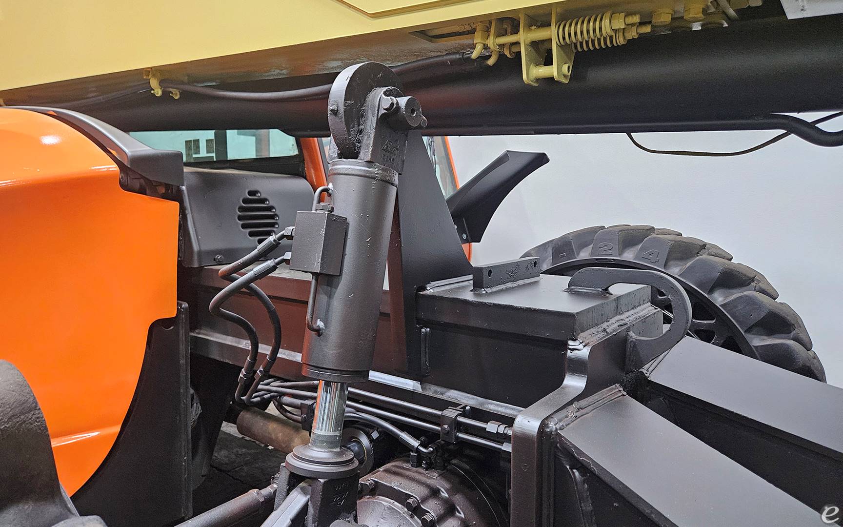 2014 JLG G12-55A