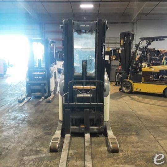 2016 Crown RR5725-45