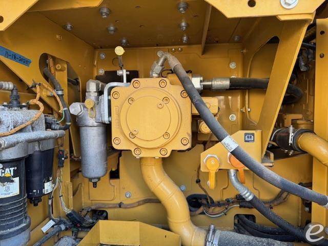 2019 Cat 320