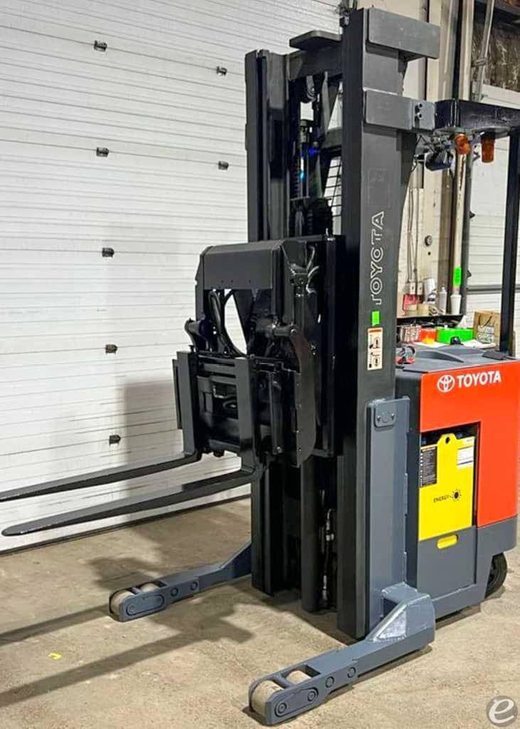 2007 Toyota 7BRU23 Electric Reach Truck - 123Forklift