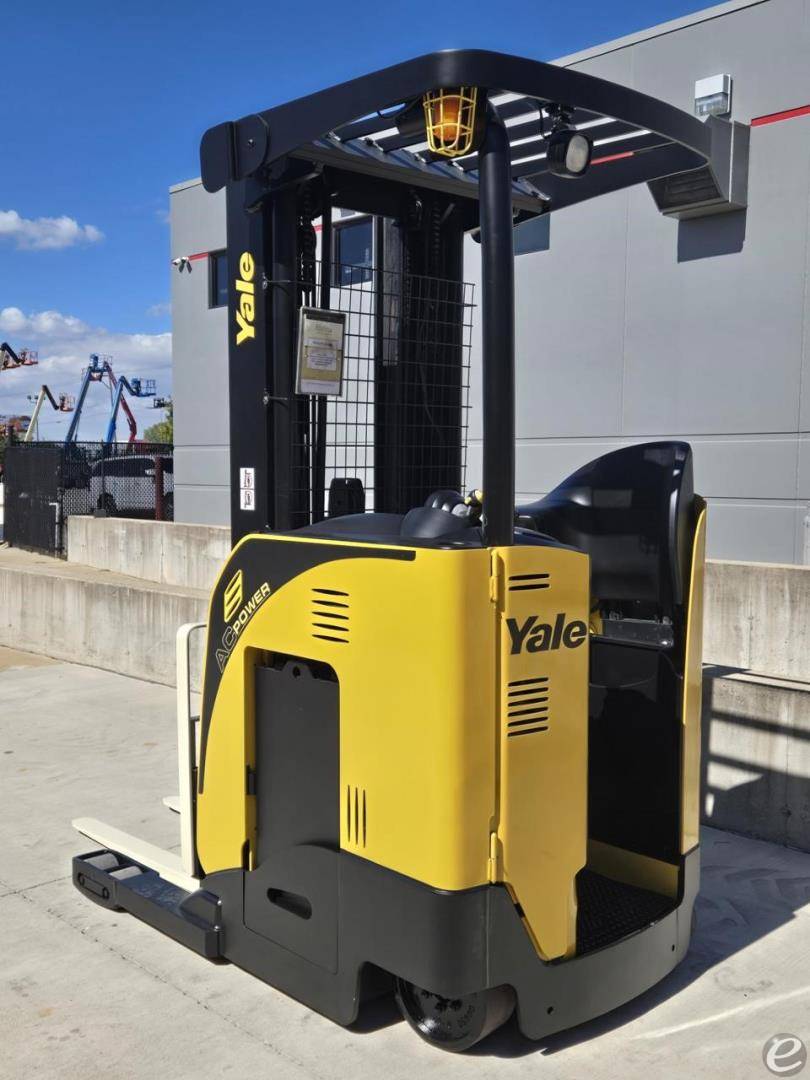 2017 Yale NR045EB Electric Reach Truck - 123Forklift
