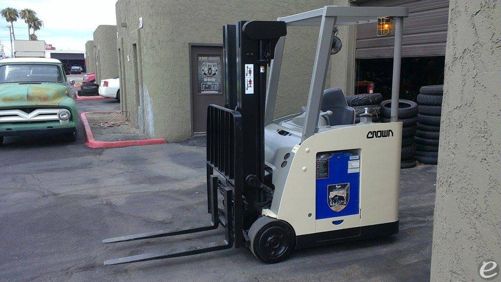 2009 Crown RC5530C-30TT190D