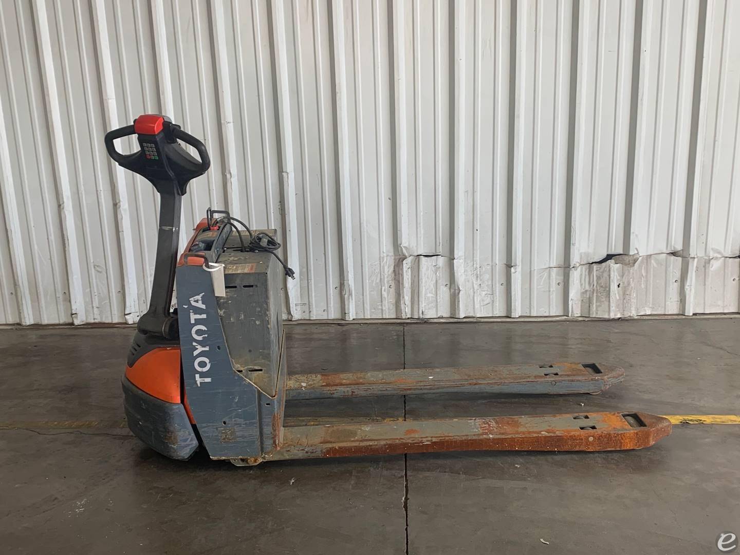 2016 Toyota 8HBW23 Electric Forklift - 123Forklift