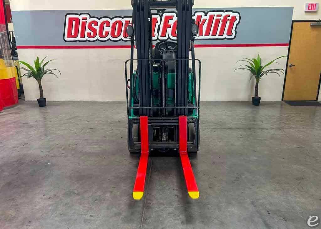 2014 Mitsubishi FBC25N2