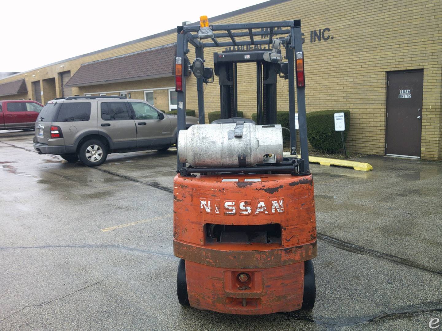 2001 Nissan                                             CPJ01AA20PV LP Gas Forklift - 123Forklift