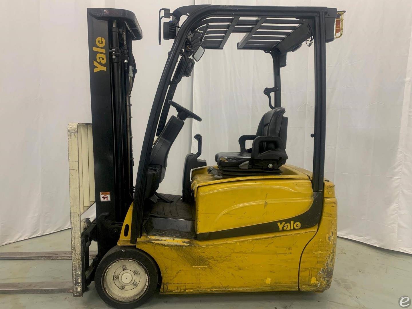2016 Yale ERP040VT