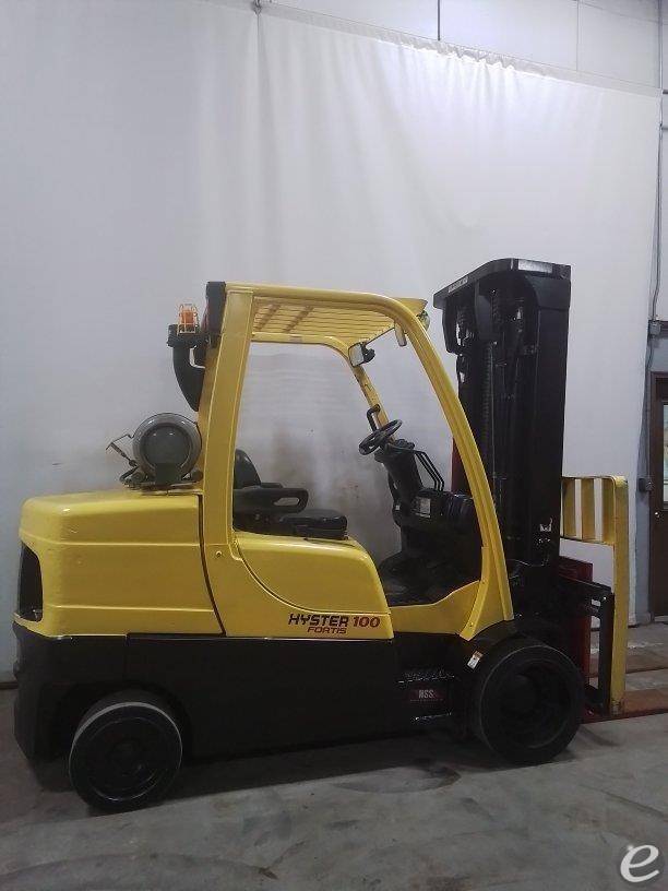 2017 Hyster S100FT
