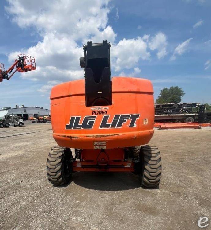 2015 JLG 660SJ
