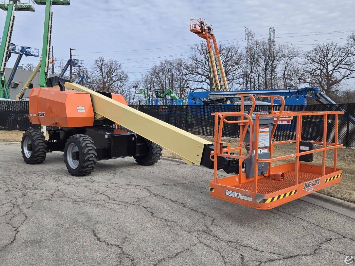 2013 JLG 600S