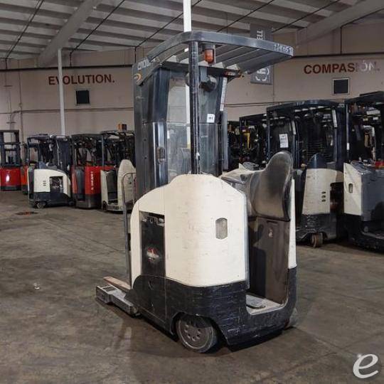 2016 Crown RR5725-45